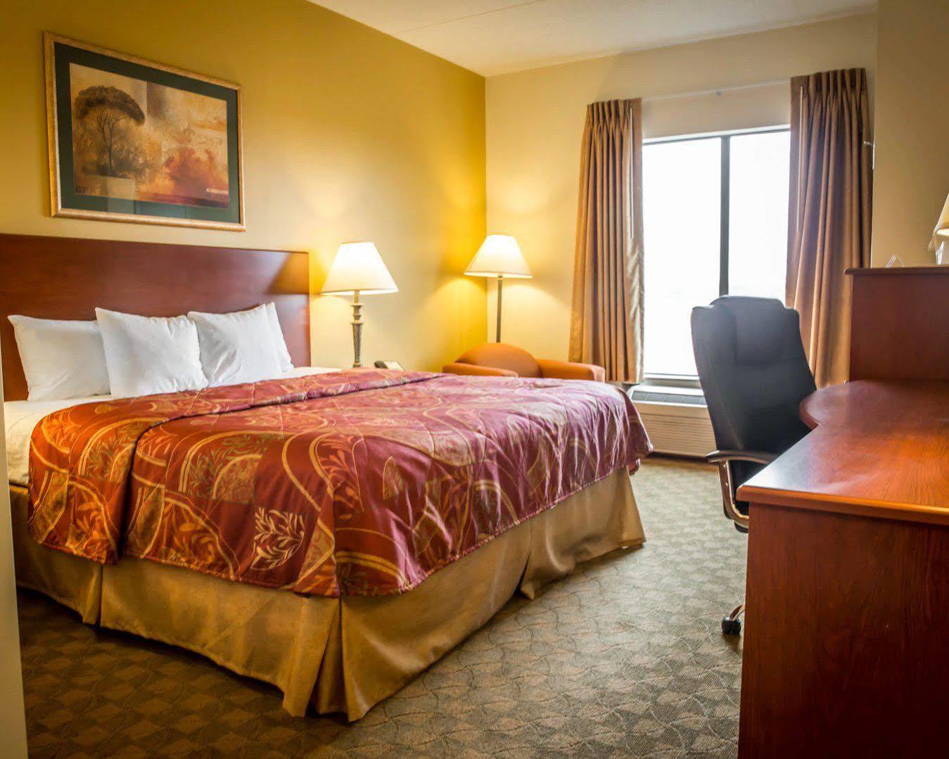 Holiday Inn Express & Suites Clear Spring By Ihg Exteriör bild